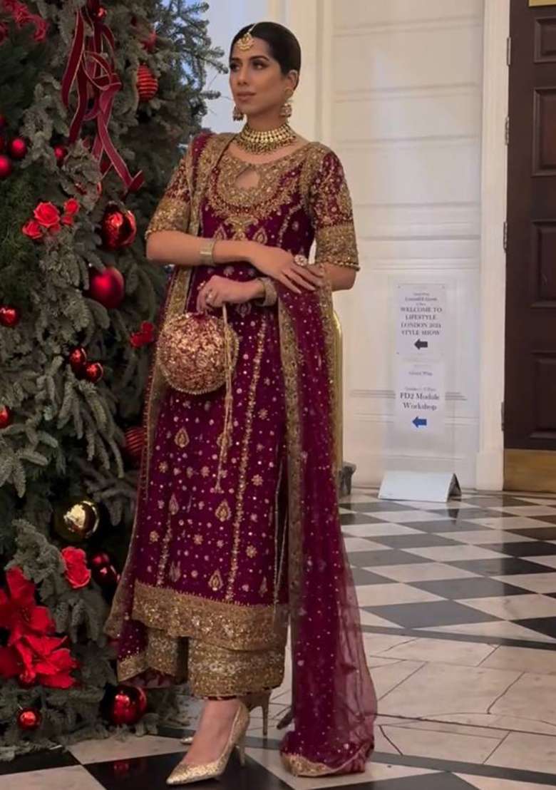 Maroon Embroidery Georgette Kurta Set - Indya