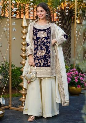 Off White Embroidery Velvet Kurta Set