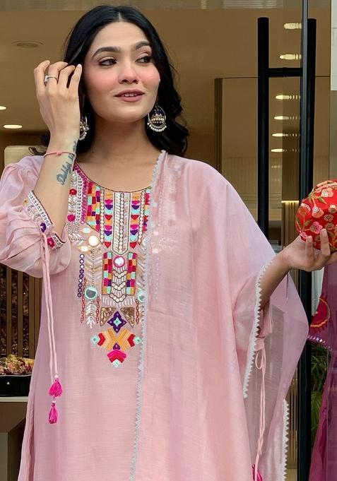 Pink Embroidery Crepe Kurta Set