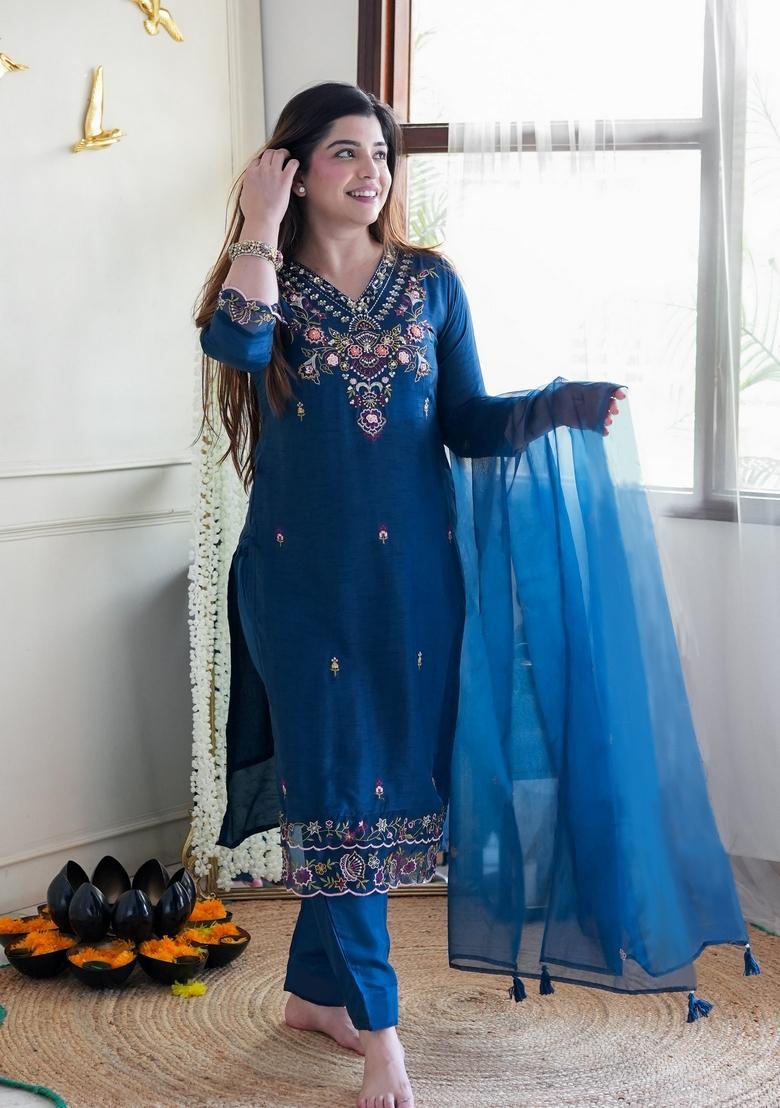 Blue Embroidery Crepe Kurta Set - Indya