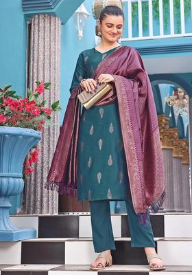 Blue Embroidery Crepe Kurta Set