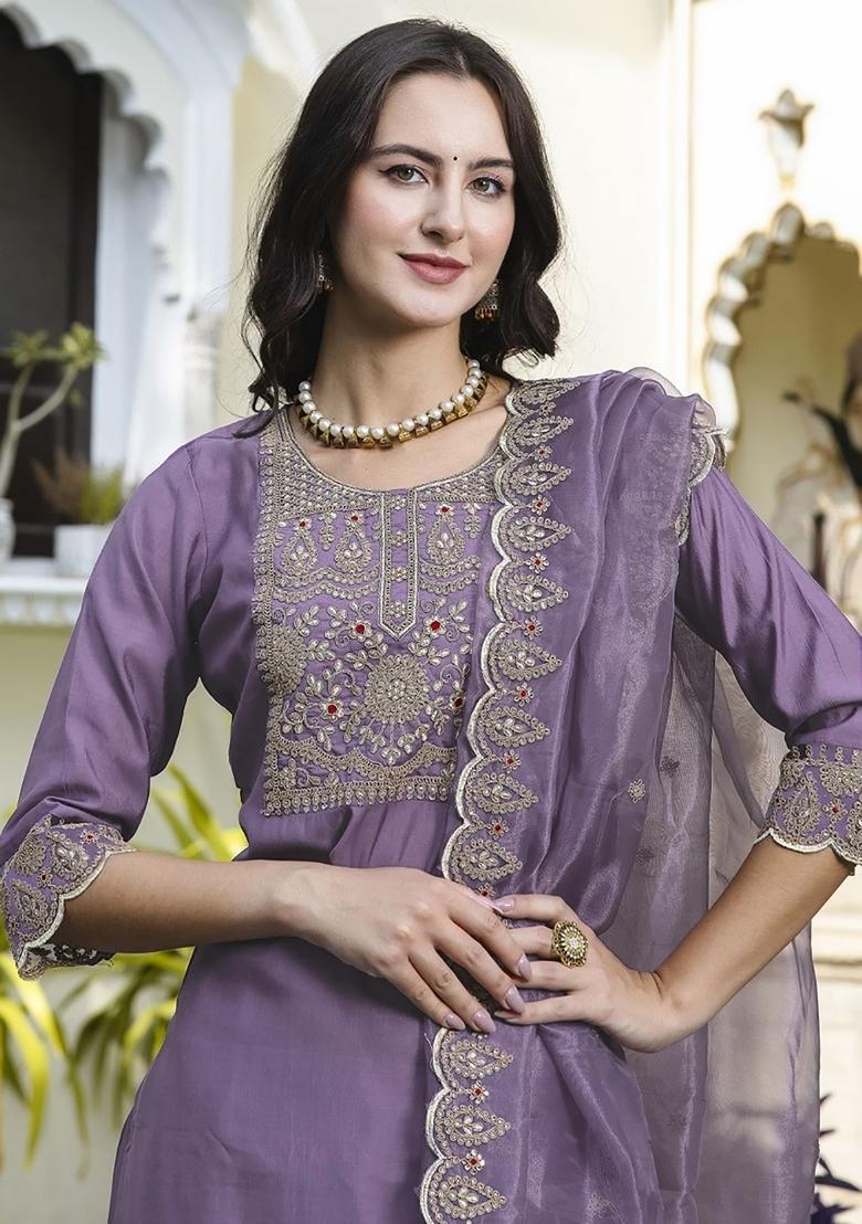 Lavender Embroidery Crepe Kurta Set - Indya