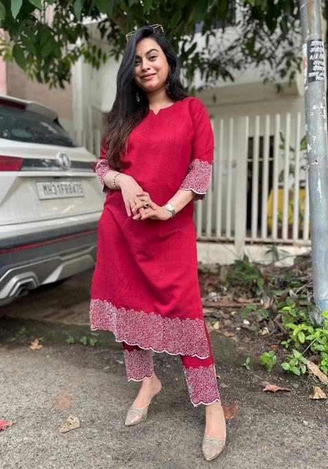 Pink Embroidery Crepe Kurta Set