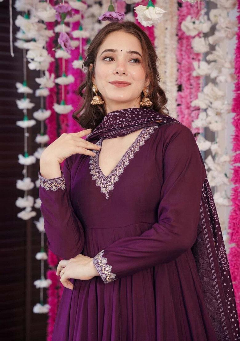 Wine Embroidery Crepe Kurta Set - Indya