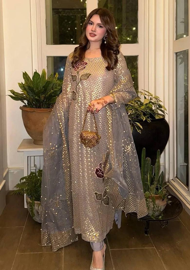 Gold Embroidery Velvet Kurta Set - Indya