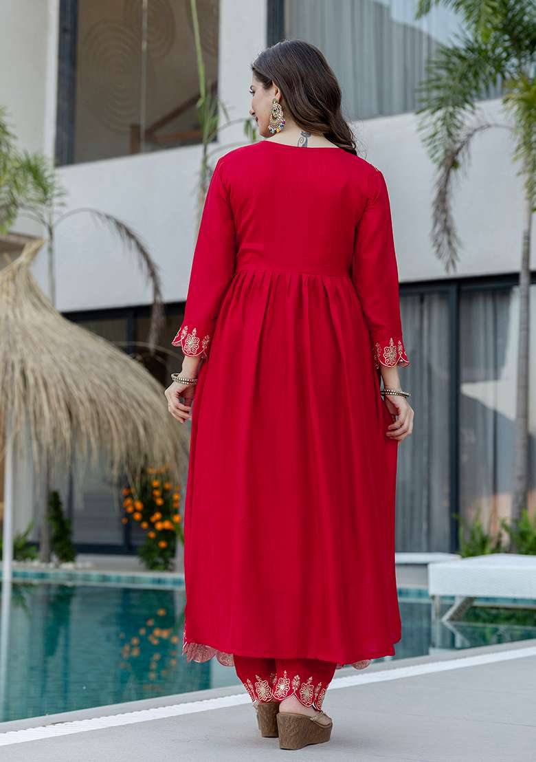 Red Embroidery Silk Blend Kurta Set - Indya