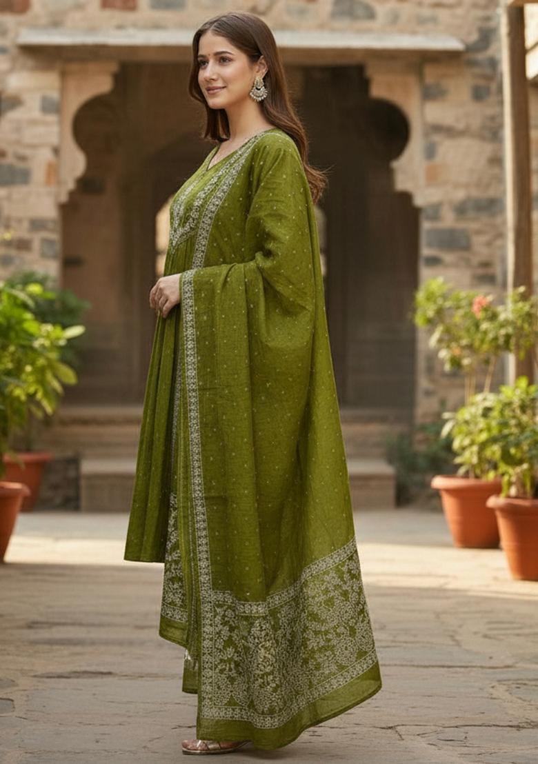 Green Embroidery Cotton Kurta Set - Indya