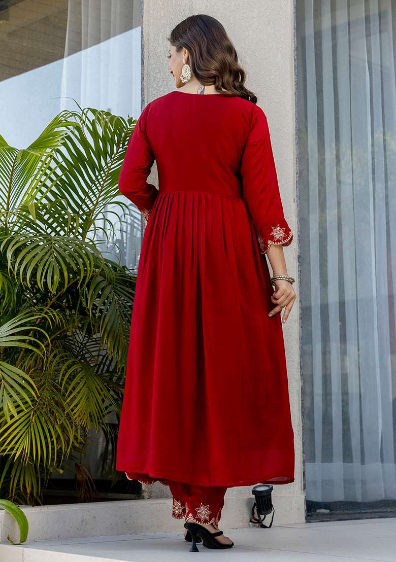 Red Embroidery Silk Blend Kurta Set - Indya