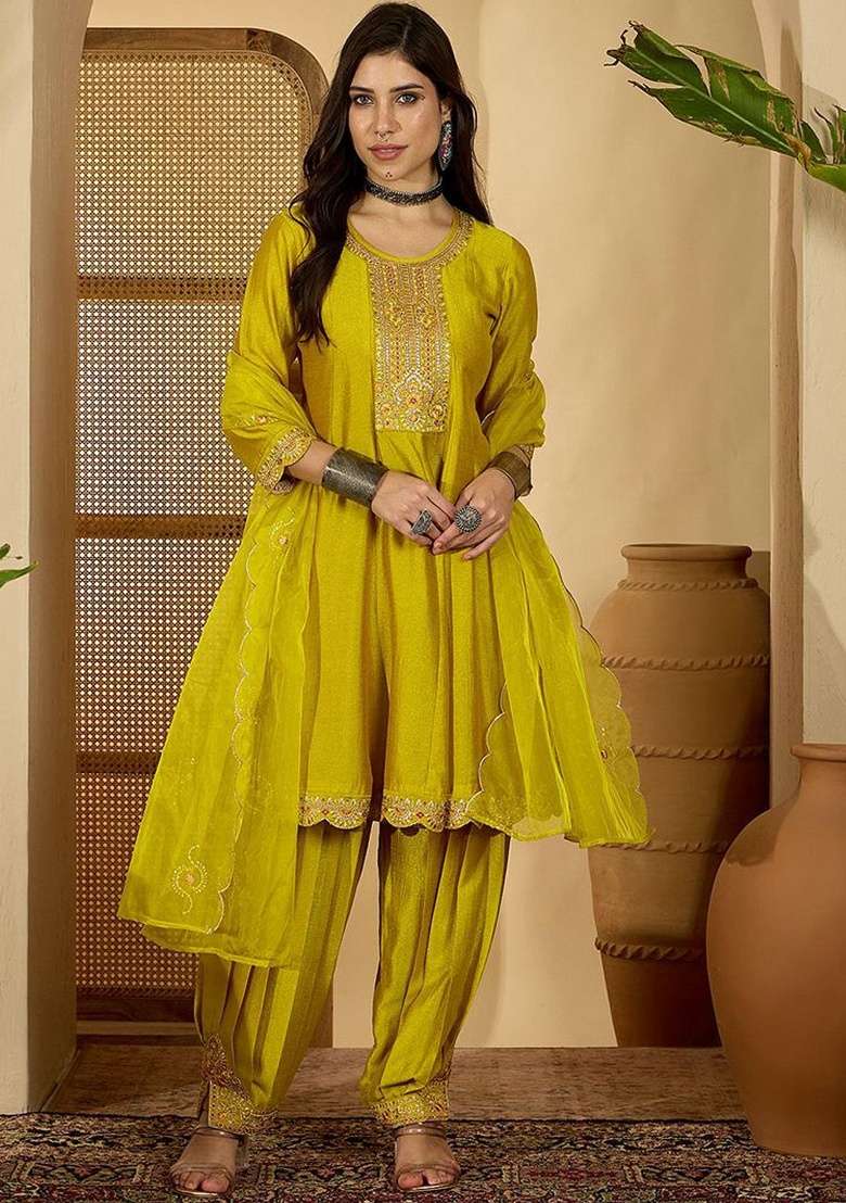 Yellow Embroidery Vichitra Kurta Set - Indya