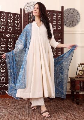 Off White Solid Silk Blend Kurta Set