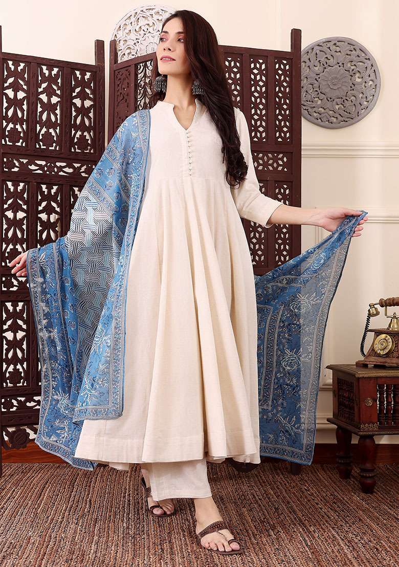 Off White Solid Silk Blend Kurta Set - Indya