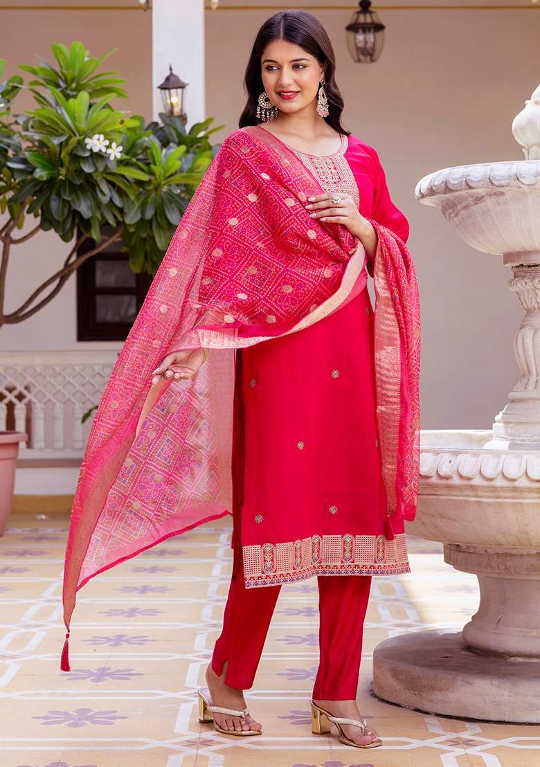 Red Embroidery Chanderi Kurta Set - Indya