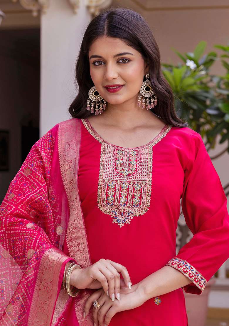 Red Embroidery Chanderi Kurta Set - Indya