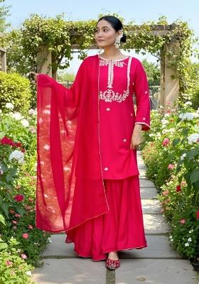 Red Embroidery Silk Blend Kurta Set