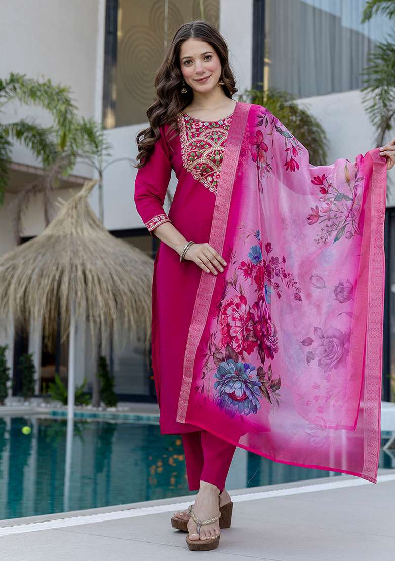 Magenta Embroidery Chanderi Kurta Set - Indya
