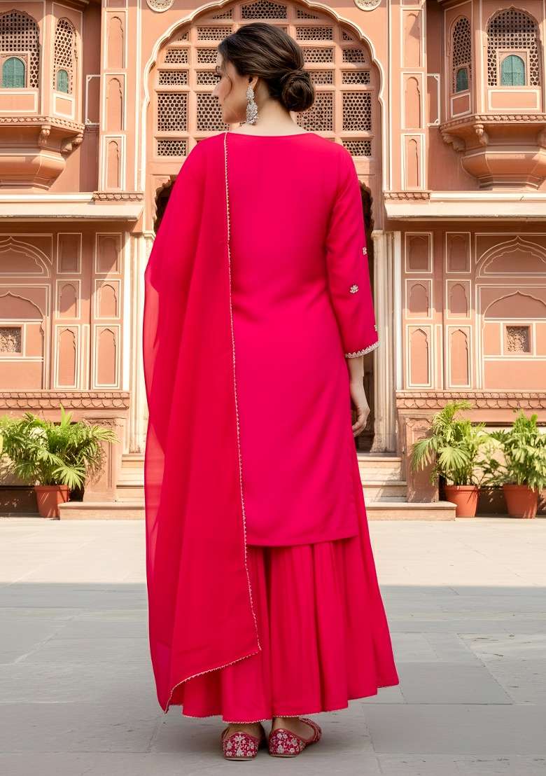 Red Embroidery Silk Blend Kurta Set - Indya