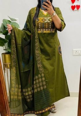 Green Embroidery Cotton Kurta Set