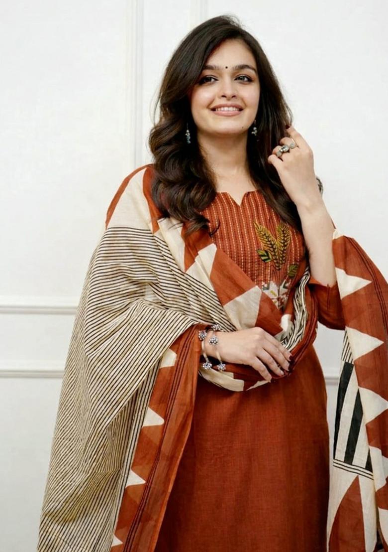 Orange Embroidery Cotton Kurta Set - Indya