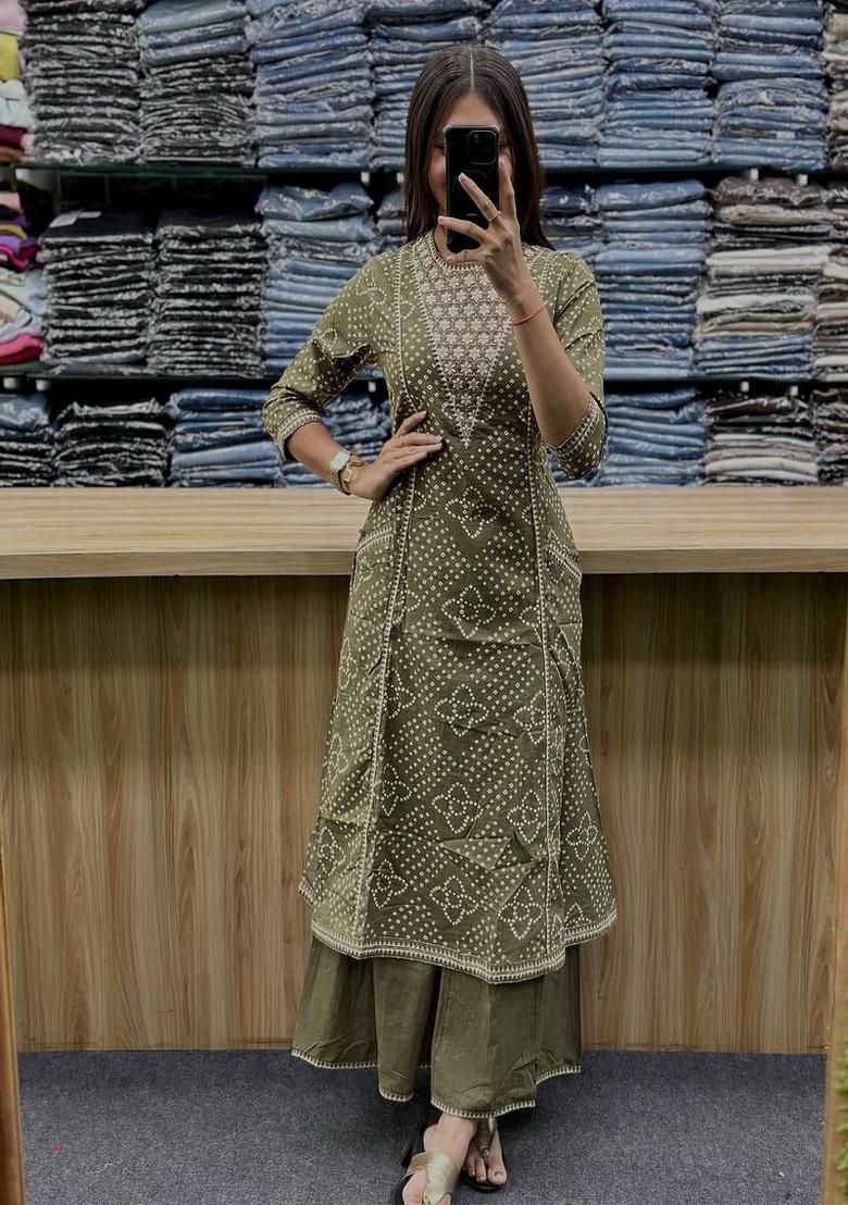 Green Embroidery Cotton Kurta Set - Indya