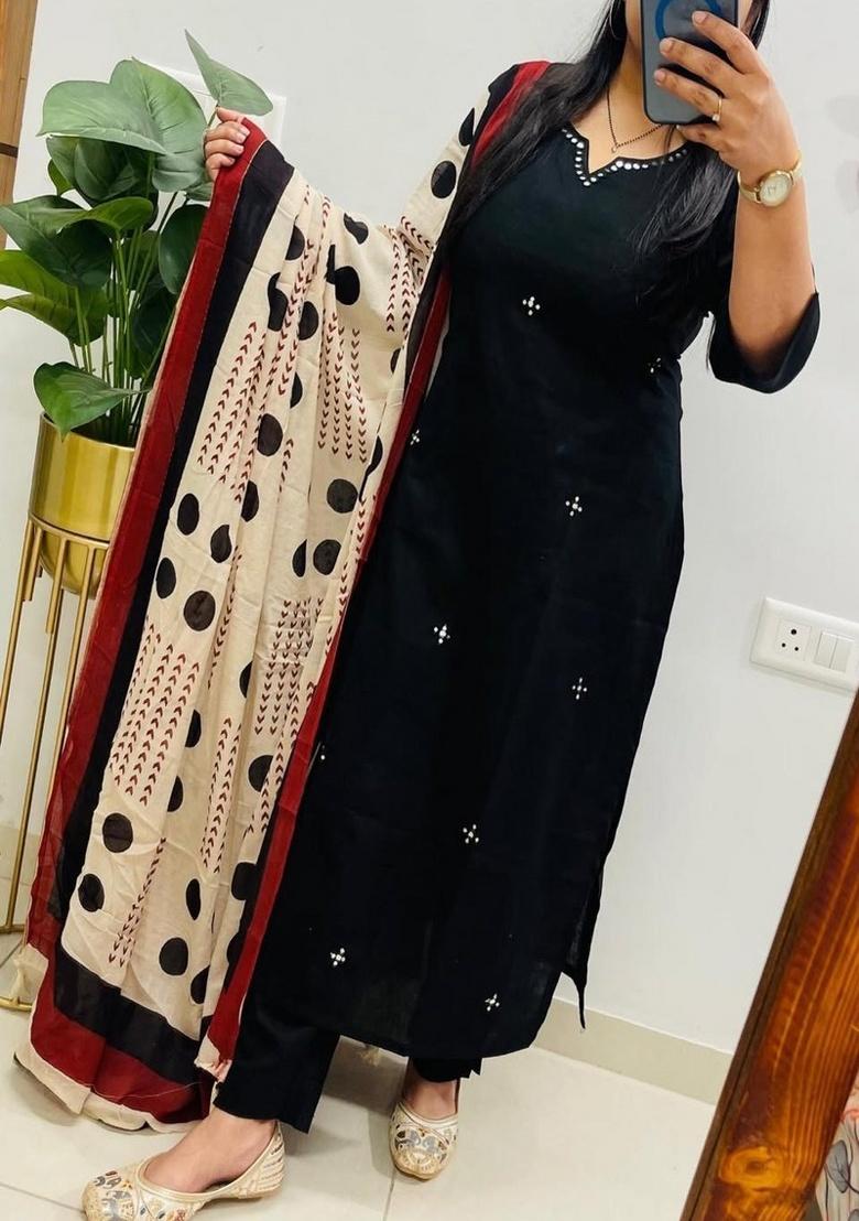 Black Embroidery Cotton Kurta Set - Indya