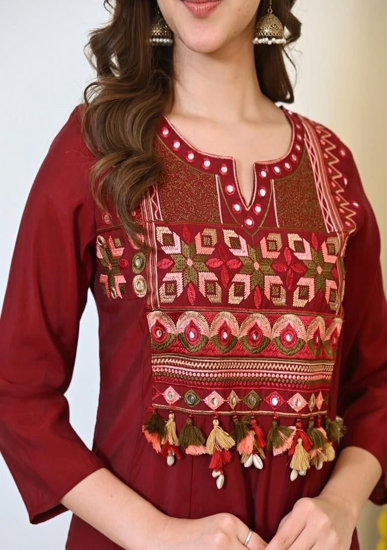 Red Embroidery Cotton Kurta Set - Indya