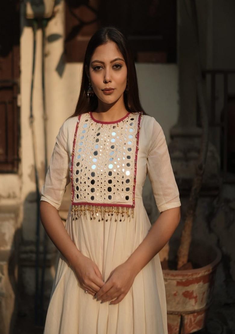Cream Embroidery Cotton Kurta Set - Indya