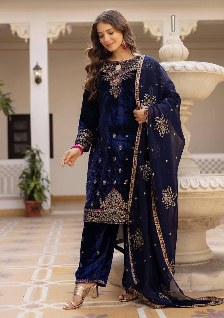 Blue Embroidery Velvet Kurta Set - Indya