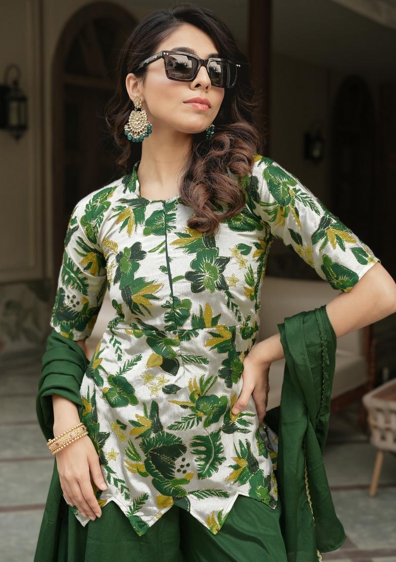 Green Embroidery Chinon Kurta Set - Indya