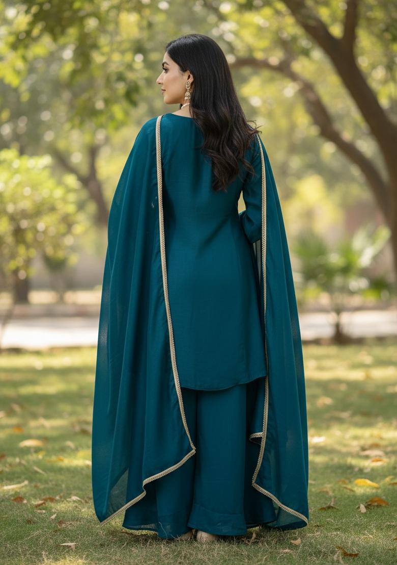 Morpeach Embroidery Silk Kurta Set - Indya