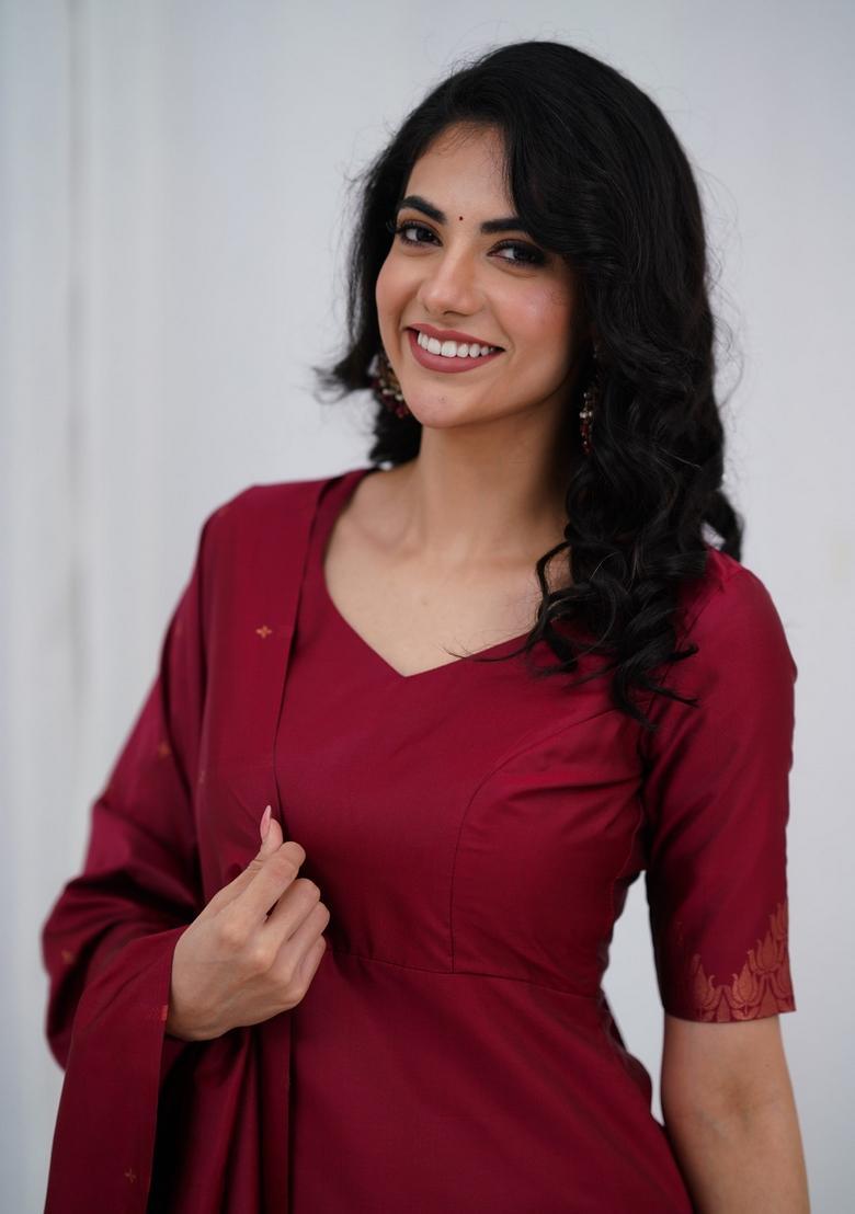 Maroon Weaving Work Cotton Kurta Set - Indya