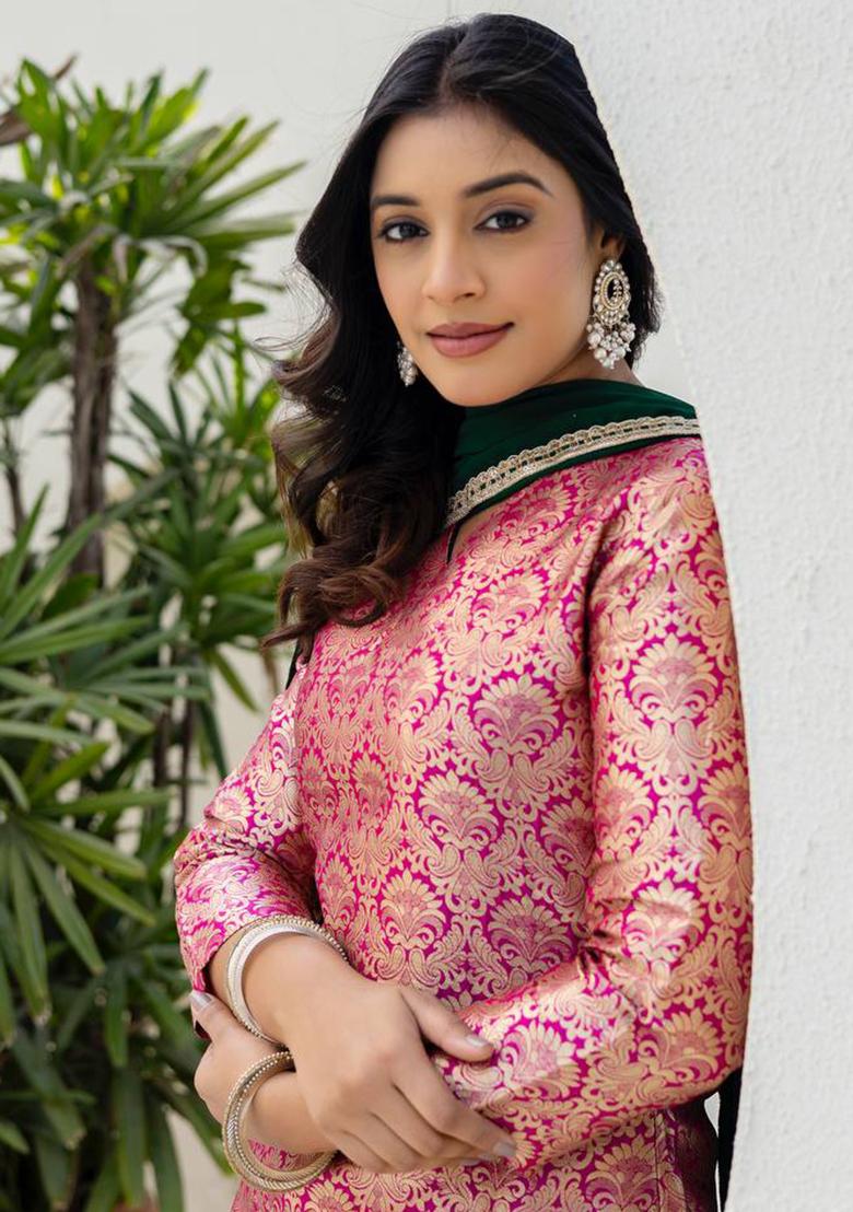 Pink Thread Work Viscose Kurta Set - Indya