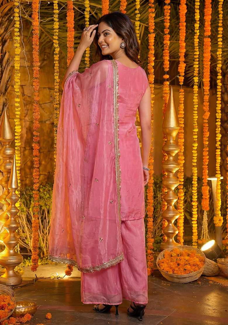 Pink Embroidered Silk Blend Punjabi Suit - Indya