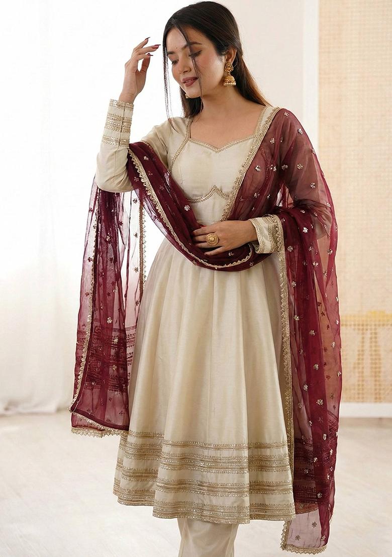 Cream Thread Work Gold Crush Kurta Set - Indya