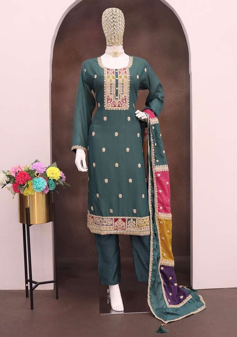Green Embroidery Chinon Pakistani Suit Set - Indya