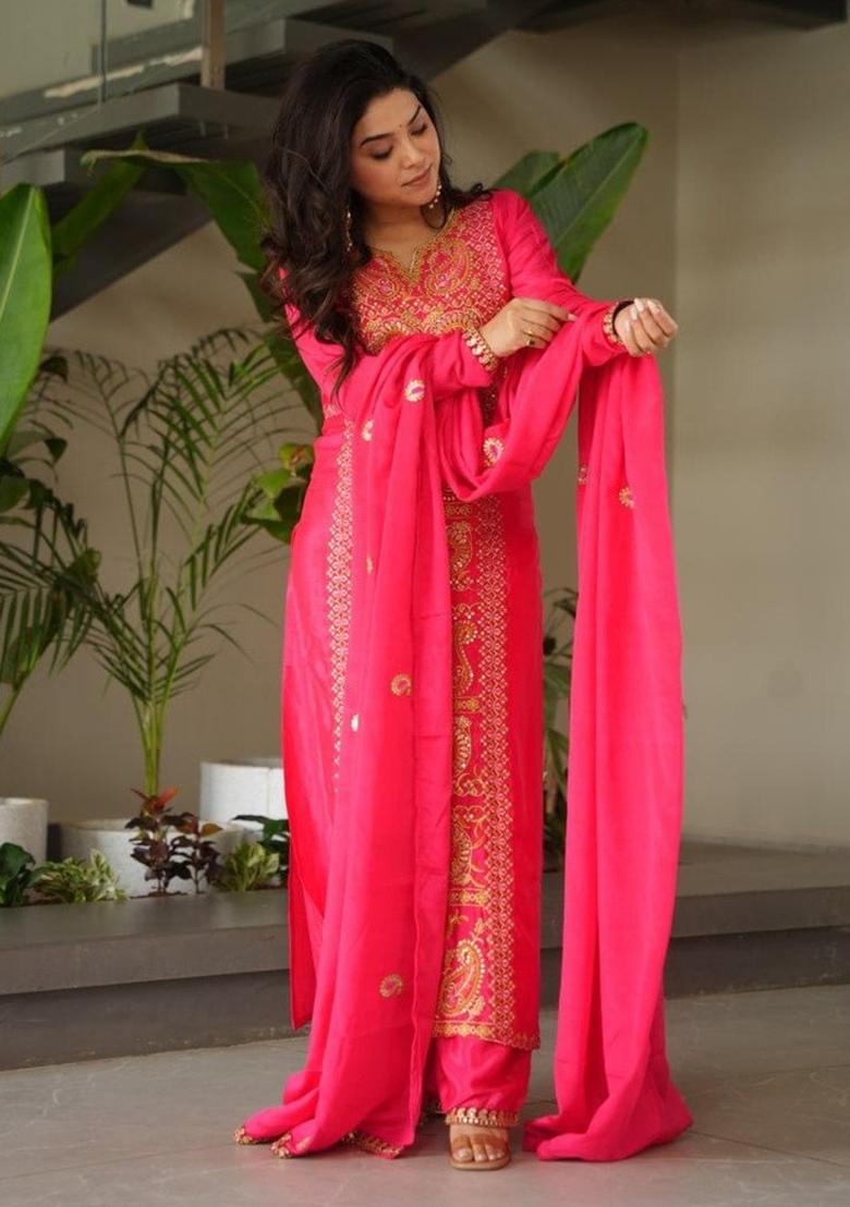 Pink Embroidery Crepe Kurta Set - Indya