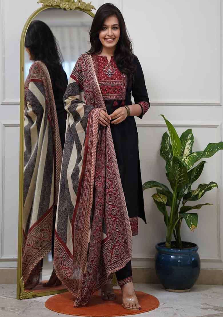 Black Embroidery Cotton Kurta Set - Indya
