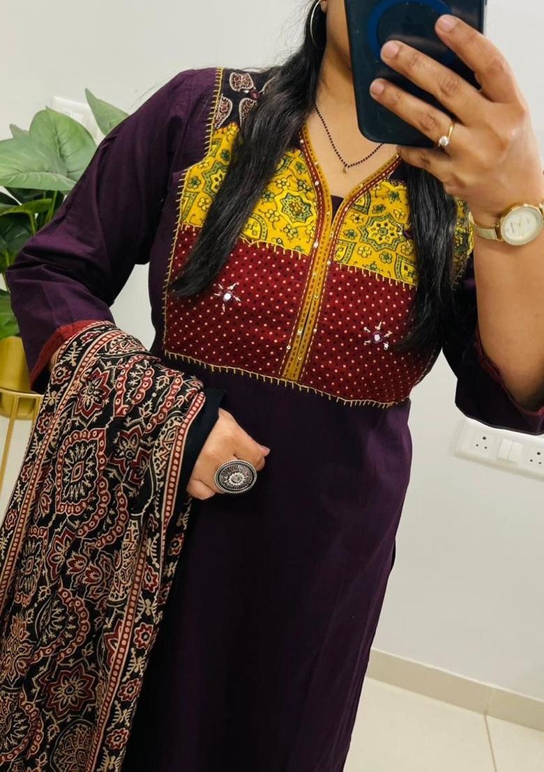 Purple Embroidery Cotton Kurta Set - Indya