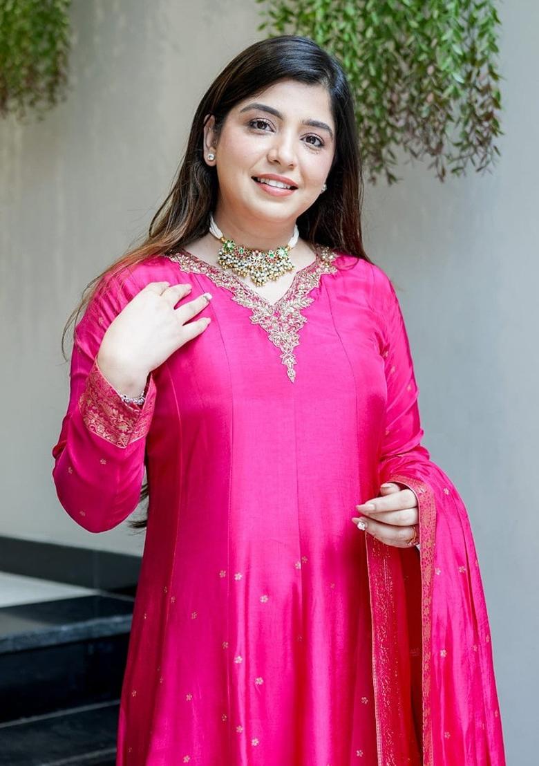 Pink Embroidery Silk Kurta Set - Indya