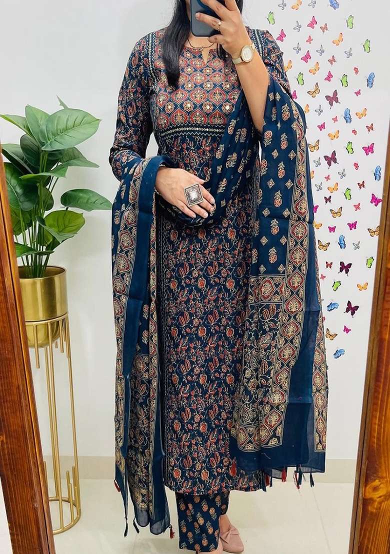 Blue Embroidery Cotton Kurta Set - Indya