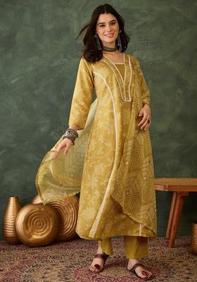 Yellow Printed Rayon Straight Kurta Set