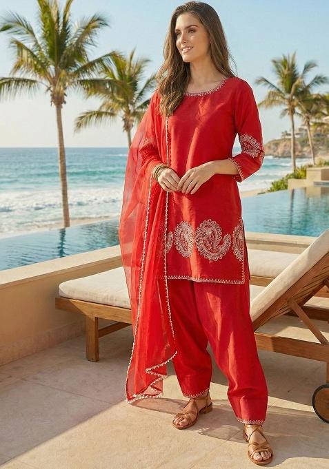 Red Embroidery Crepe Kurta Set