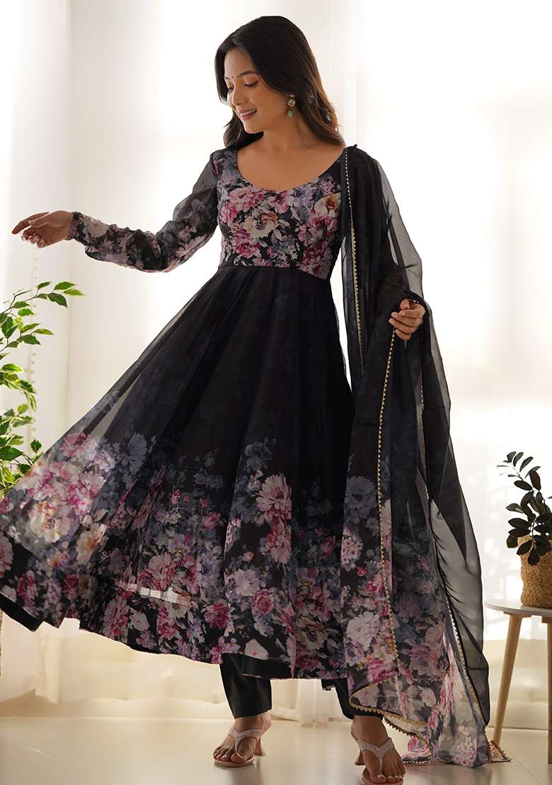 Black Sequins Organza Kurta Set - Indya