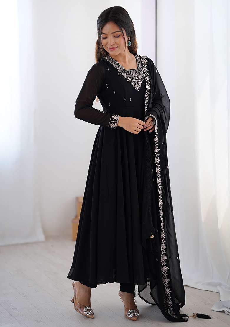 Black Sequins Georgette Kurta Set - Indya