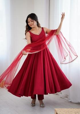 Maroon Sequins Chanderi Kurta Set