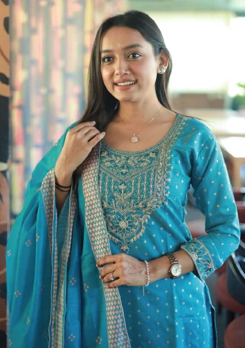 Sky Blue Embroidered Chanderi Straight Kurta Set - Indya
