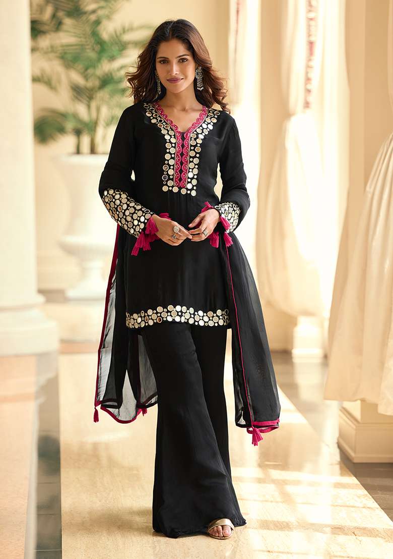 Black Embroidery Silk Blend Salwar Kameez - Indya