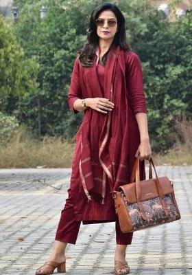 Maroon Solid Cotton Straight Kurta Set