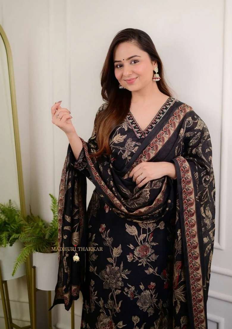 Black Embroidered Cotton Straight Kurta Set - Indya
