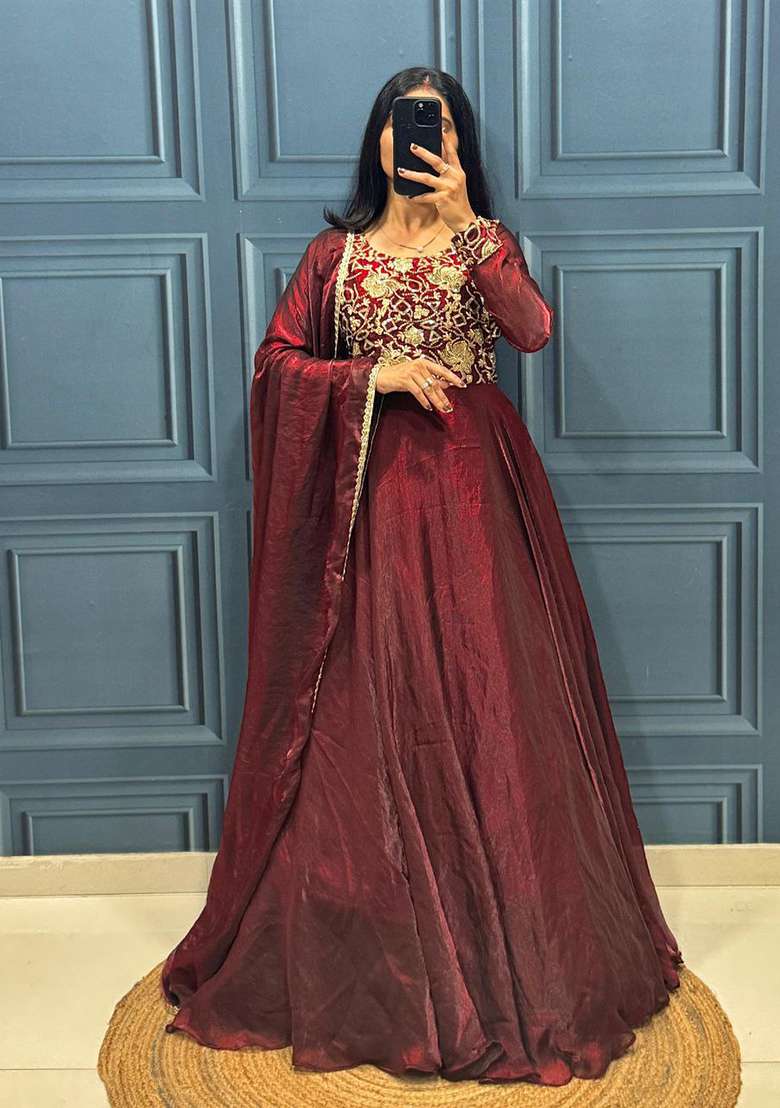 Maroon Embroidery Silk Kurta Set - Indya