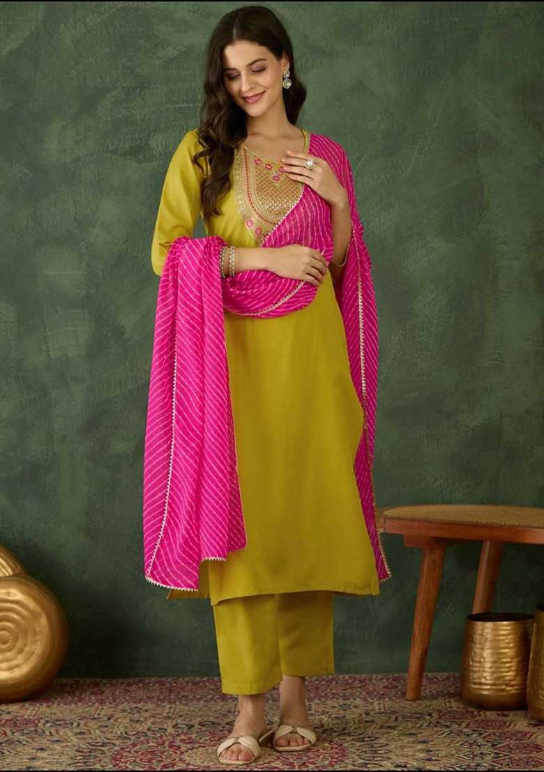 Green Embroidery Rayon Kurta Set - Indya